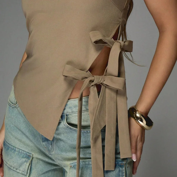 Apricot Casual Women's Asymmetric Hem Bow Detail Bandeau Top - Picture 5 of 7